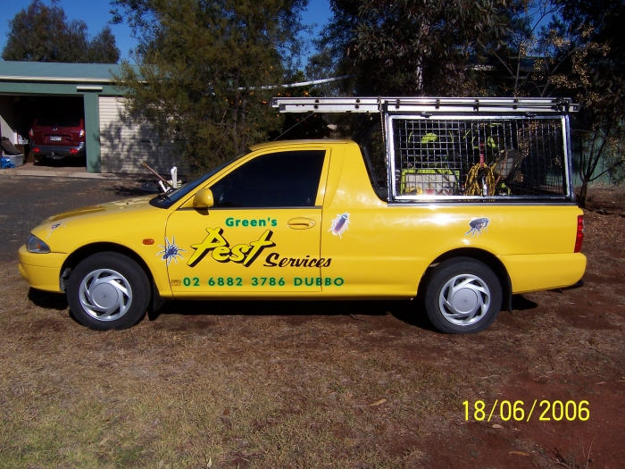 Greens Pest Services car