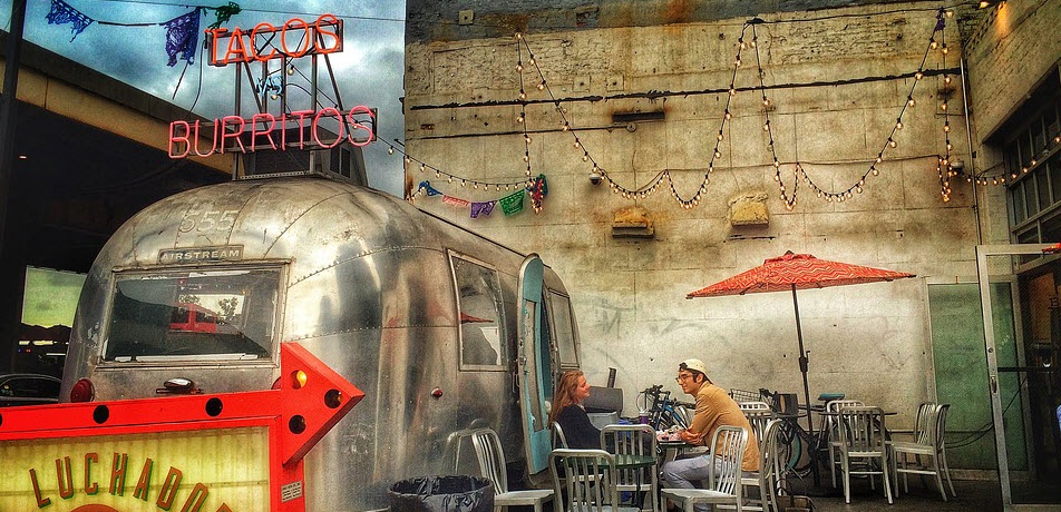 Taco eating place
