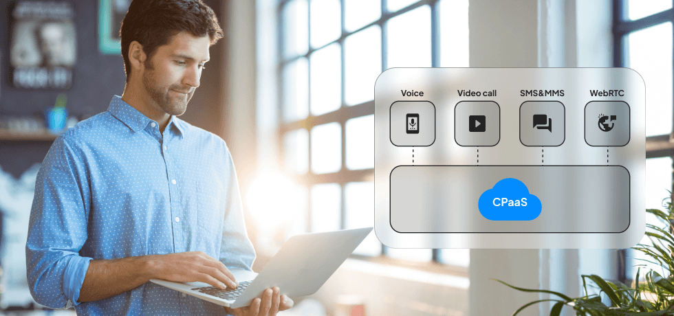 Image depicting an employee using a CPaaS platform