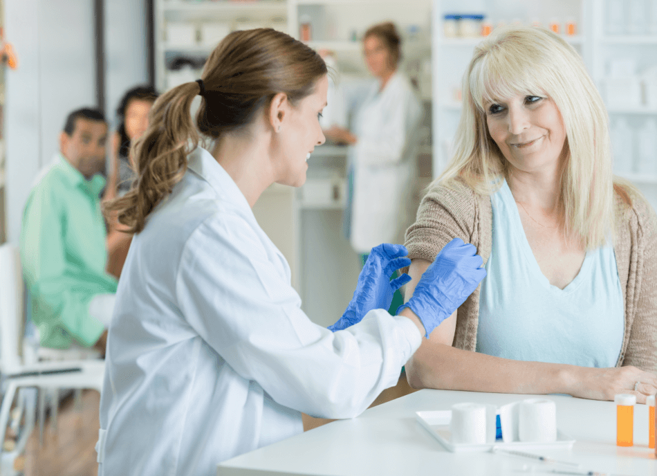 Image depicting the use of SMS for healthcare